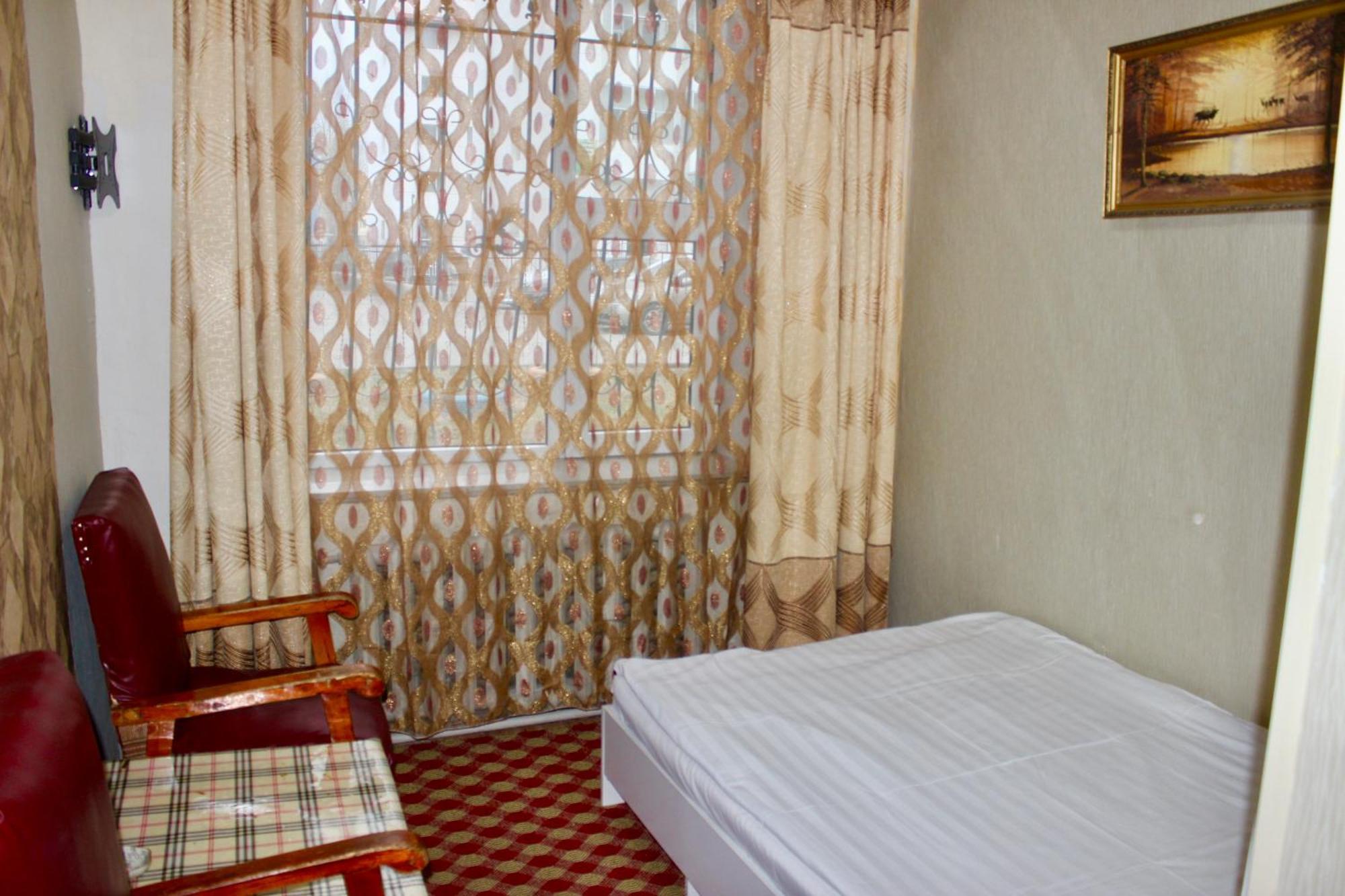 City Hostel & Tours Ulaanbaatar Eksteriør billede